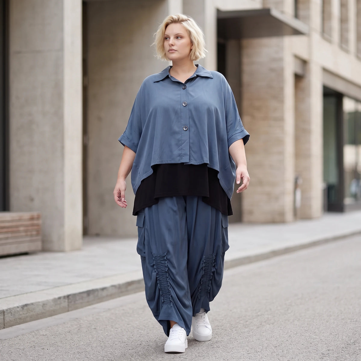 Petrol Bluse aus Lyocelltwill mit Hemdkragen Knopfleiste Rundsaum und 3/4-Arm leicht