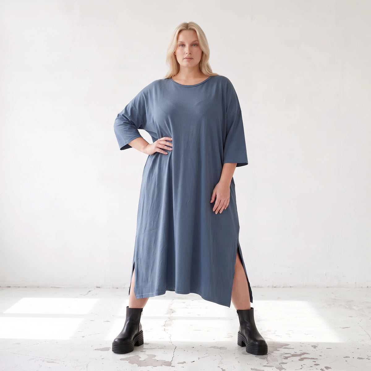 Petrolfarbenes Lyocelltwillkleid in A-Linie mit V-Ausschnitt und 3/4-Arm Seitentaschen