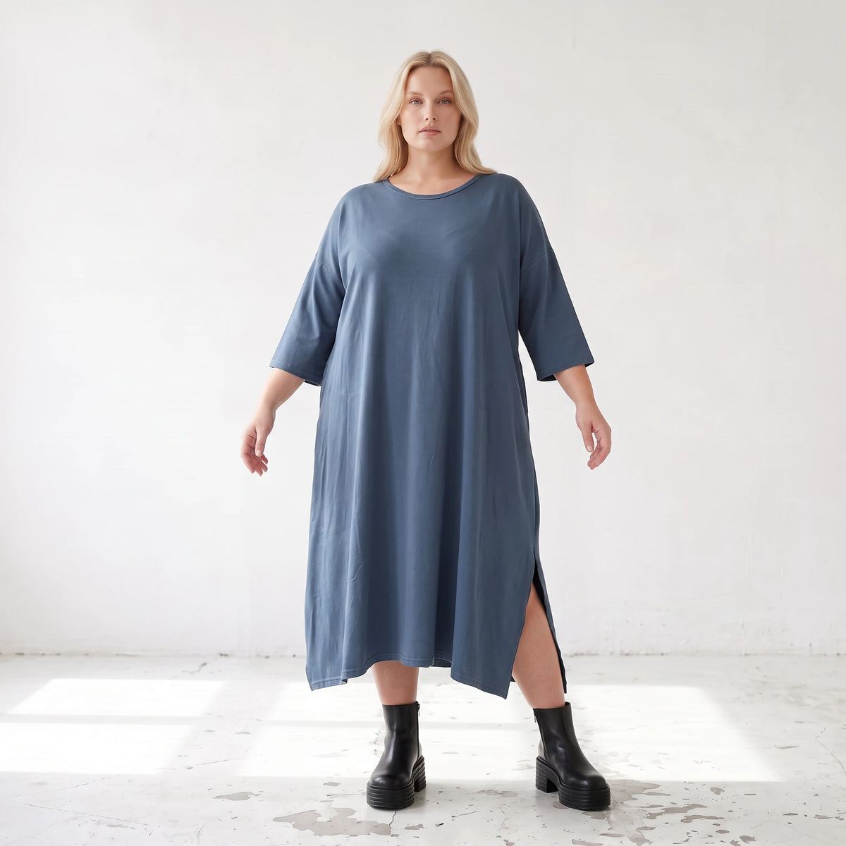 Petrolfarbenes Lyocelltwillkleid in A-Linie mit V-Ausschnitt und 3/4-Arm Seitentaschen