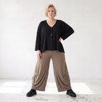 Ballonhose in Camel aus Slinkystoff mit Stretch in weiter Form für Alltag und Büro Look