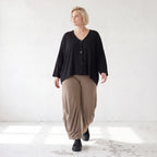 Ballonhose in Camel aus Slinkystoff mit Stretch in weiter Form für Alltag und Büro Look