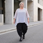 Leichtes Chiffonshirt in Weiss mit Rundhalsausschnitt 3/4-Arm und transparenter A-Linie