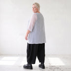 Leichtes Chiffonshirt in Weiss mit Rundhalsausschnitt 3/4-Arm und transparenter A-Linie