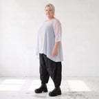 Leichtes Chiffonshirt in Weiss mit Rundhalsausschnitt 3/4-Arm und transparenter A-Linie