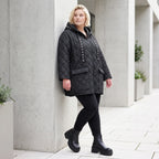 Gefütterte schwarze Kapuzenjacke im Denimlook mit geradem Schnitt warme Winterjacke