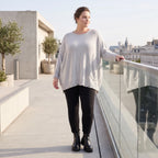 Grauer Strickpullover in A-Linie aus weichem Baumwollmix mit Stretch kuschelig warm