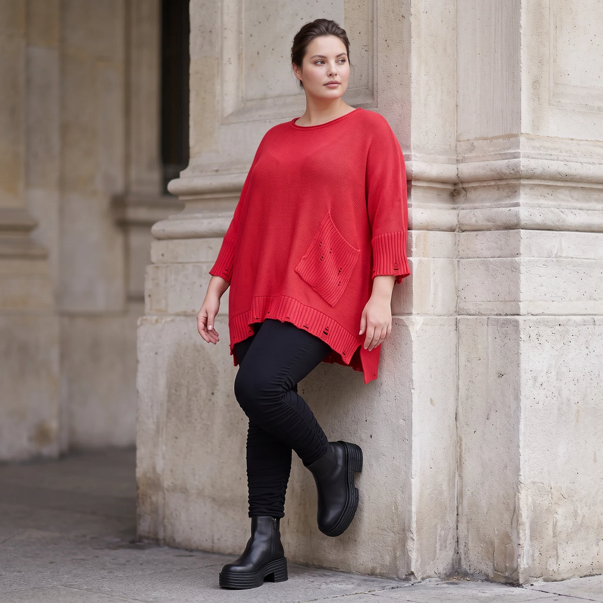 Warmes rotes Strickshirt in A-Linie aus weicher dehnbarer Stretchware mit Destroyedoptik