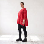 Warmes rotes Strickshirt in A-Linie aus weicher dehnbarer Stretchware mit Destroyedoptik