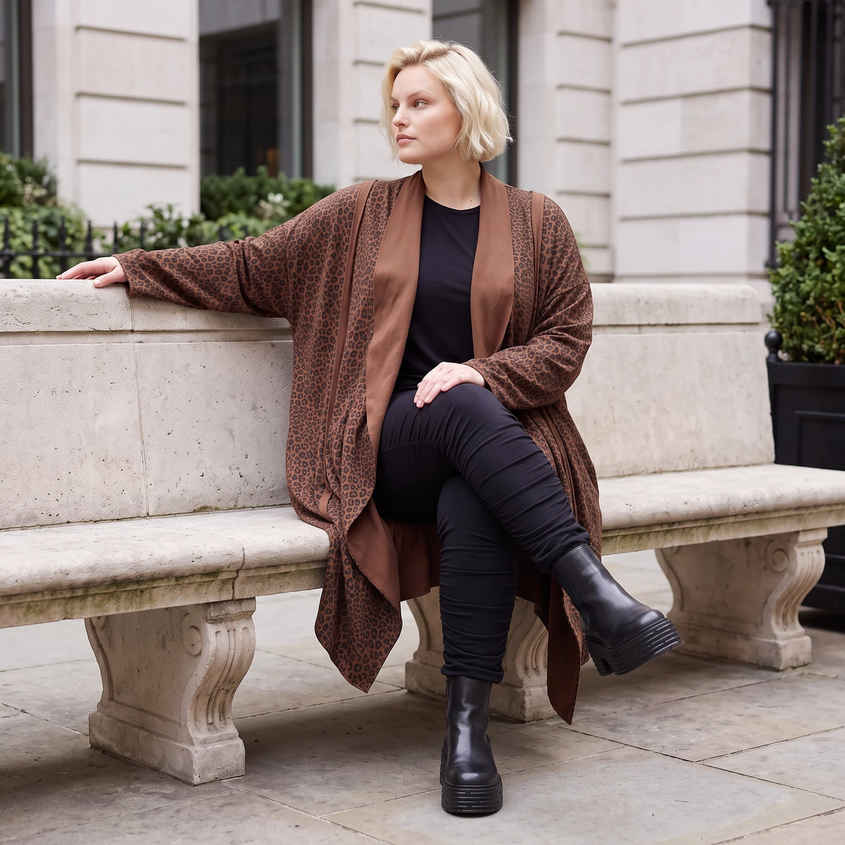 Longcardigan aus French Terry mit Stehkragen geradem Schnitt lang und Seitentaschen