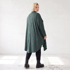 Cardigan aus French Terry mit Stehkragen Seitentaschen und Faltennaht in weicher Optik