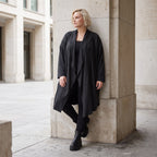Cardigan aus French Terry mit Stehkragen Faltennaht und Seitentaschen ohne Verschluss