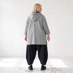 Vokuhila Jacke aus Bengaline und Memorytaft mit 3/4-Arm Kapuze und Seitennahttaschen