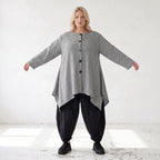 Bengalinebluse in Schwarz/Weiß A-Linie mit Rundhalsausschnitt Taschen und Zipfelsaum