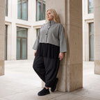 Kastige Bengalinejacke in Schwarz/Weiß mit Stehkragen und Stretch im Colorblock Look