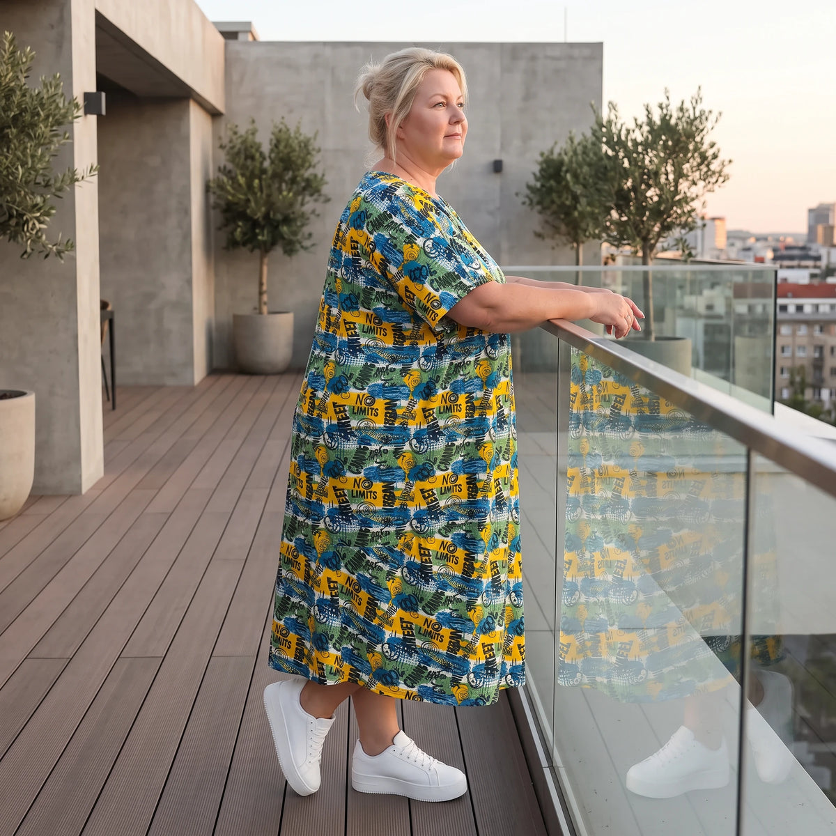 Kleid im Ballonschnitt aus Baumwolljersey mit Gelb/Multi Print und elastischem Komfort