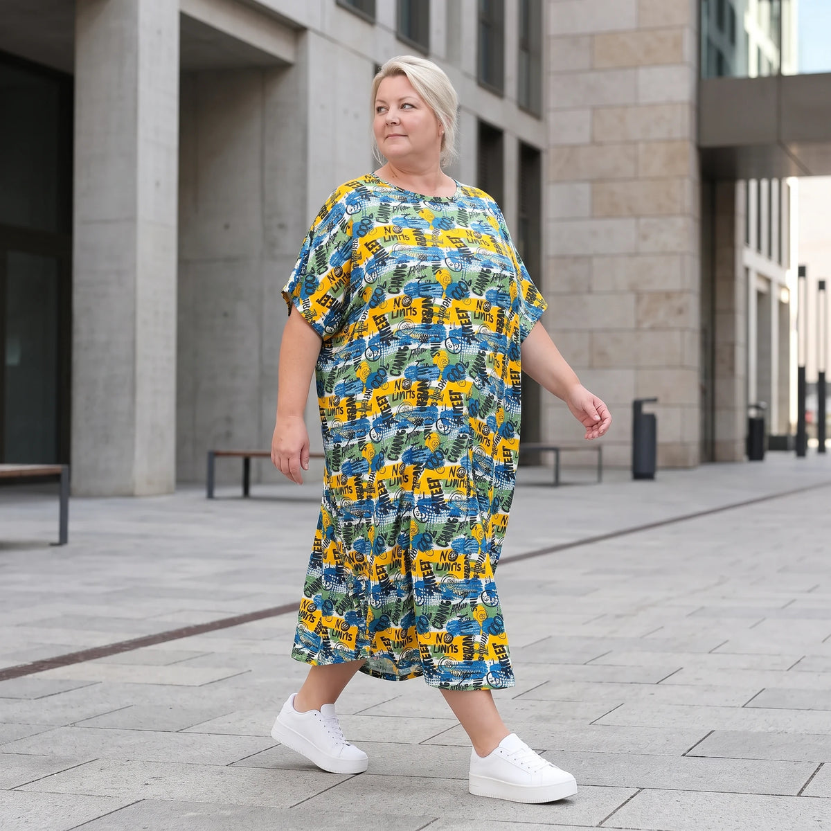 Kleid im Ballonschnitt aus Baumwolljersey mit Gelb/Multi Print und elastischem Komfort