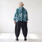Kastiges Rollkragenshirt aus Viskosetwill mit Stretch und 3/4-Arm mit lockerem Fall