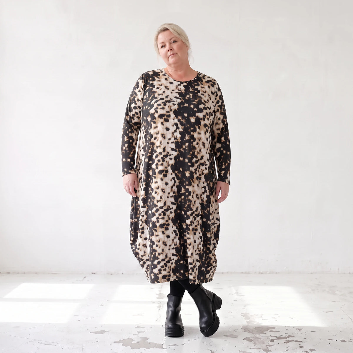 Twillkleid in Ballonform mit Rundhalsausschnitt Langarm aus Viskosemix mit Softstretch