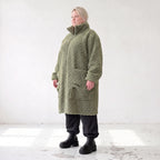 Khaki Teddymantel Wintermantel mit Stehkragen geradem Schnitt Taschen und Reißverschluss