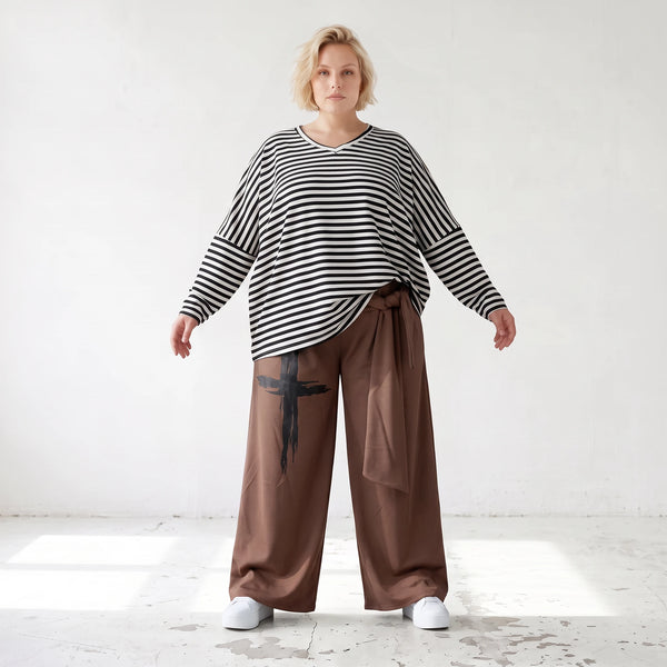Marlenehose aus weichem Fleece mit Bindegürtel und weitem fließendem Bein winterwarm