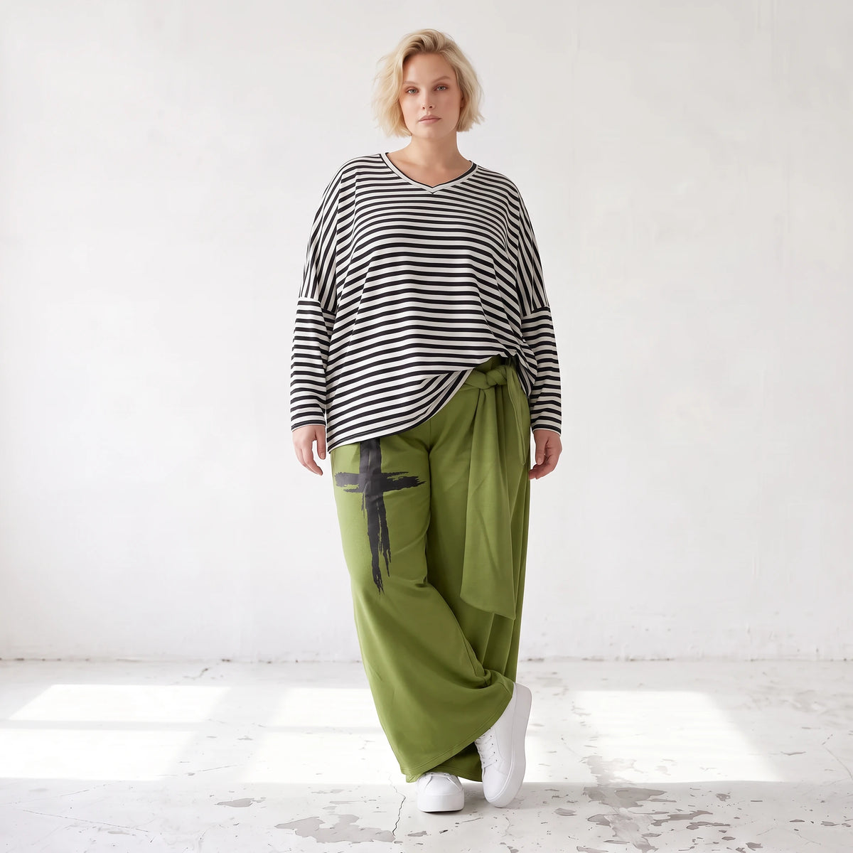 Warme Fleecemarlenehose mit Bindegürtel und Stretch in weiter Form für kalte Wintertage