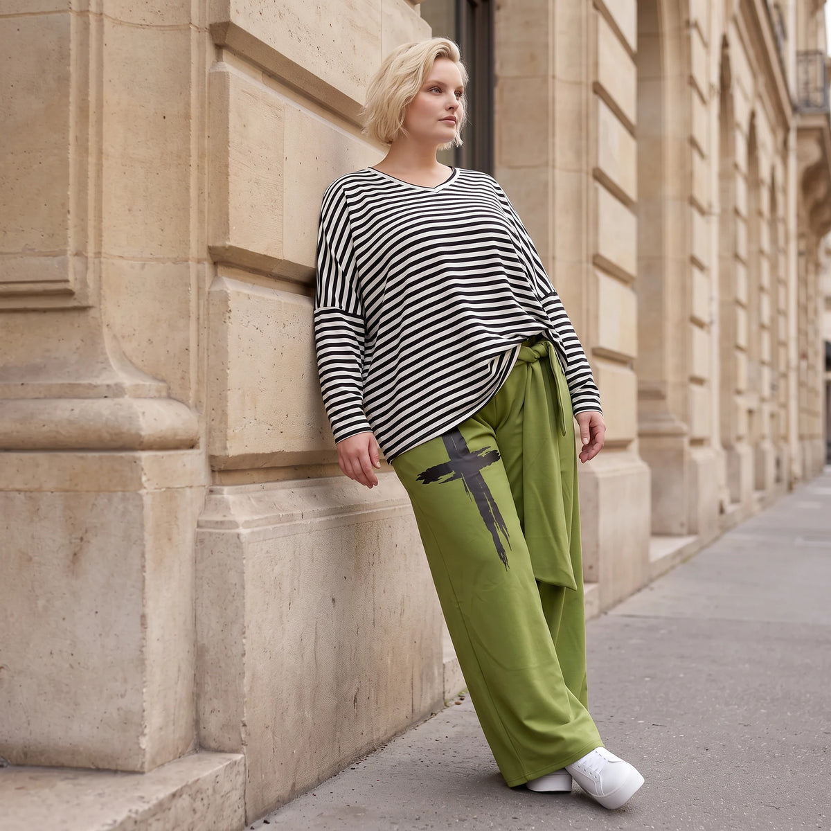 Warme Fleecemarlenehose mit Bindegürtel und Stretch in weiter Form für kalte Wintertage