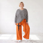 Marlenehose aus weichem Fleece mit Stretch und elastischem Bund mit Bindegürtel für Winter