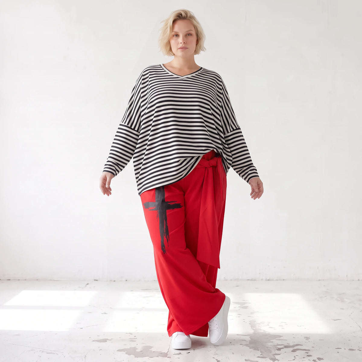 Warme Marlenehose aus Fleece mit Stretch elastischem Bund Bindegürtel und weitem Bein