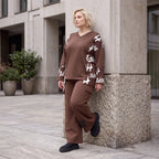 Braune Ballonhose aus weichem Fleece mit elastischem Bund und Taschen mit Klappe vorn
