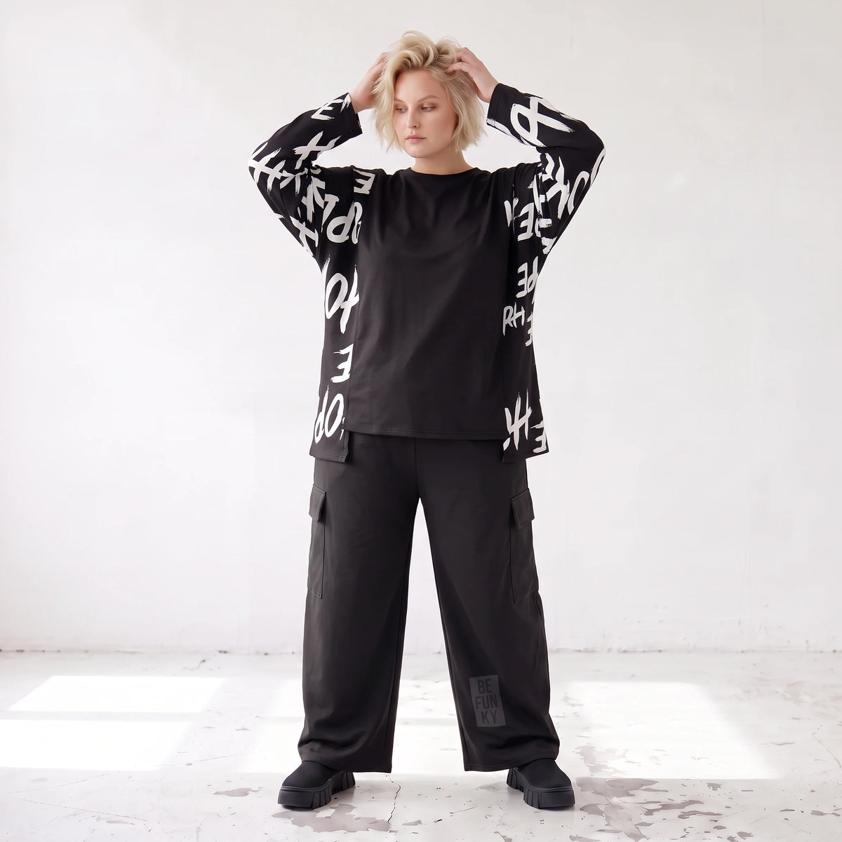 Weiche warme Fleece Ballonhose mit elastischem Bund und aufgesetzten Taschen mit Klappe