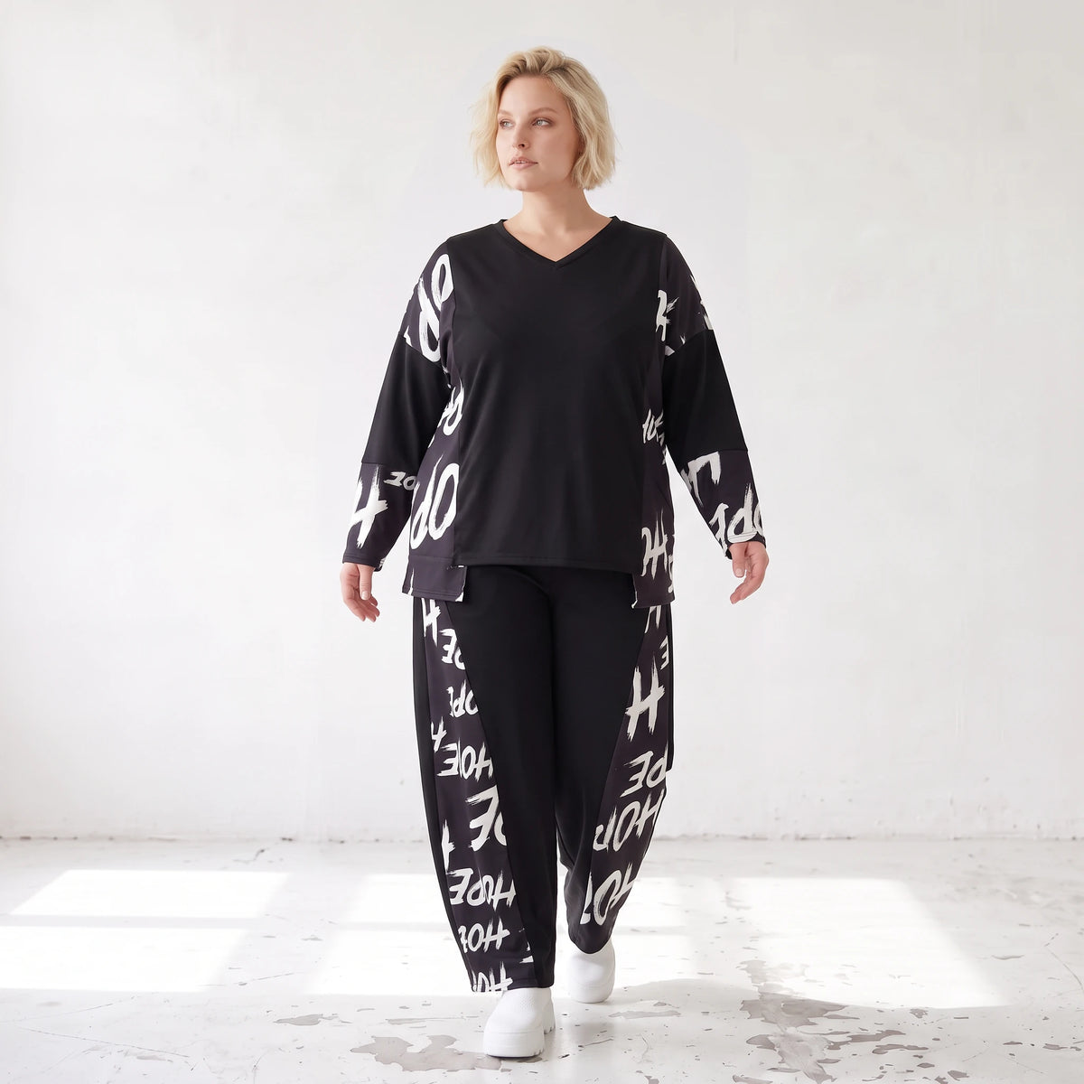Ballonhose aus weichem Fleece mit Schnürbund und schmal zulaufendem Bein für den Winter