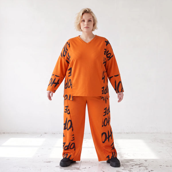 Fleeceshirt in Rost mit V-Ausschnitt geradem Schnitt und Stretch weich und winterwarm