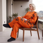 Fleeceshirt in Rost mit V-Ausschnitt geradem Schnitt und Stretch weich und winterwarm