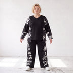 Fleeceshirt mit V-Ausschnitt in einfarbigem Look aus warmem Stretch mit geradem Schnitt