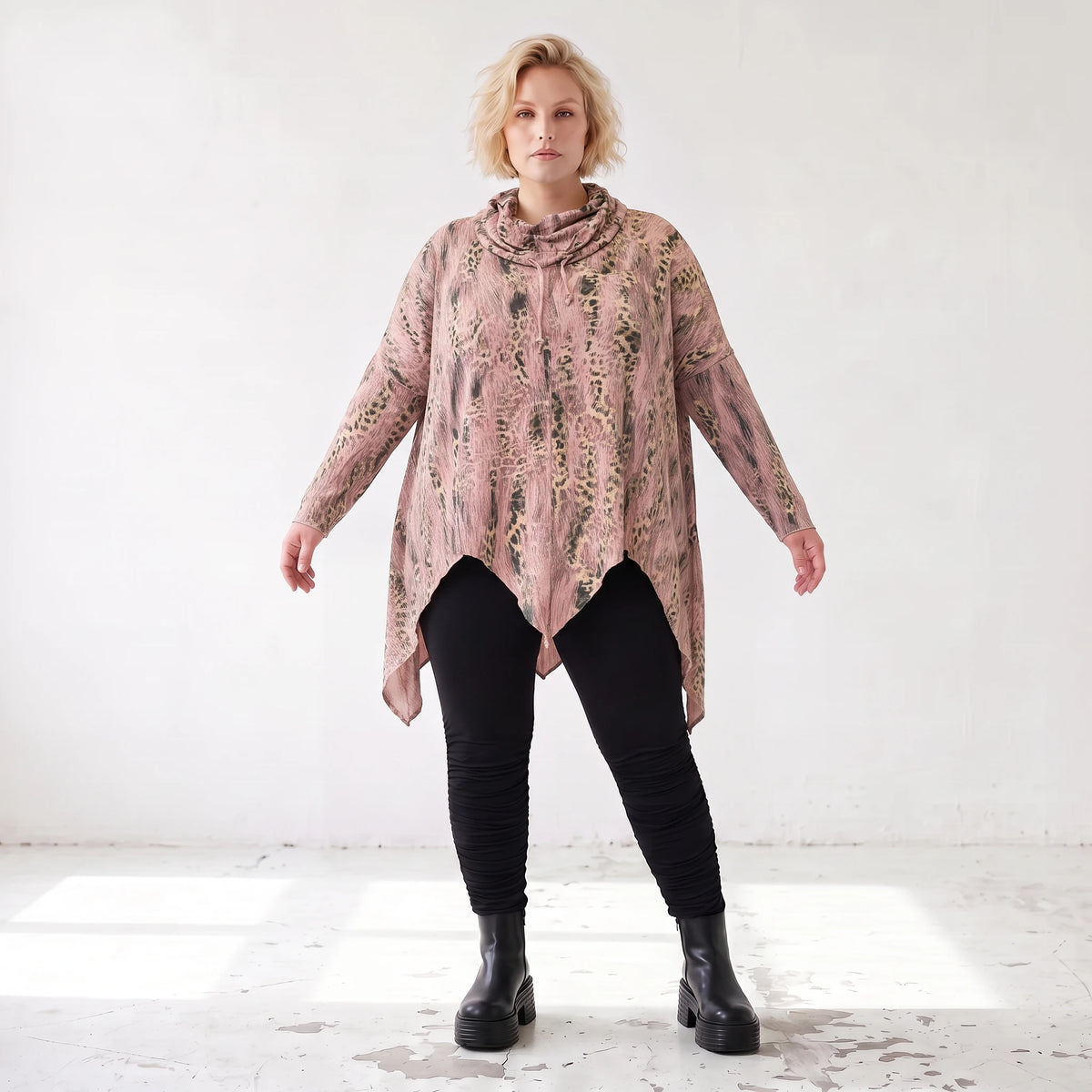 Wintershirt in Rosa/Beige mit Rollkragen Tunnelzug Zipfelsaum und Baumwolle A-Linie