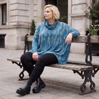 Wintershirt in Blau/Beige aus Baumwolljersey mit Rollkragen Tunnelzug und Zipfelsaum