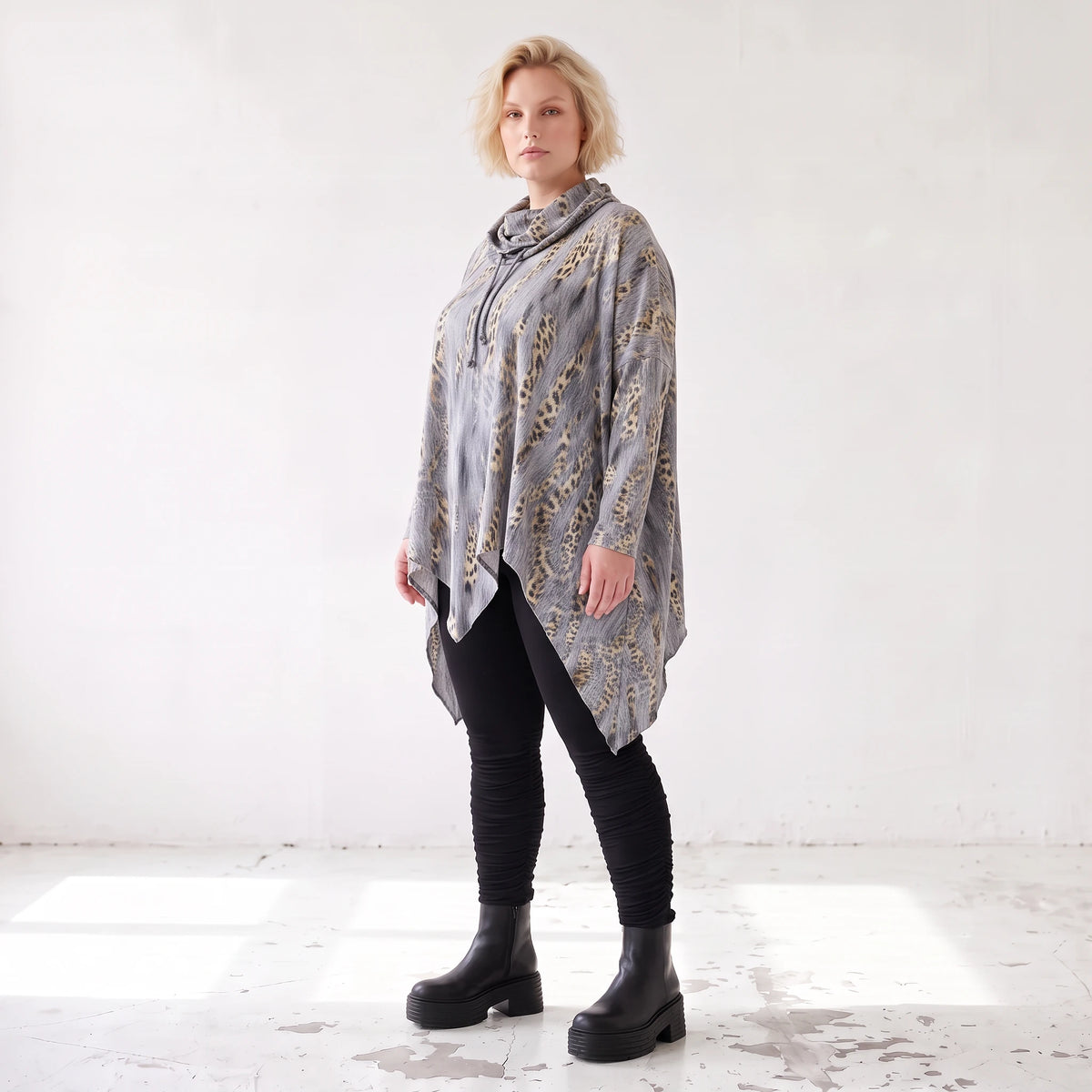 Wintershirt aus Baumwolljersey in A-Linie mit Rollkragen und Tunnelzug kuschelig weich