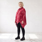 Wintershirt in Rot/Schwarz mit Rollkragen Tunnelzug A-Linie aus Baumwolljersey Zipfelsaum