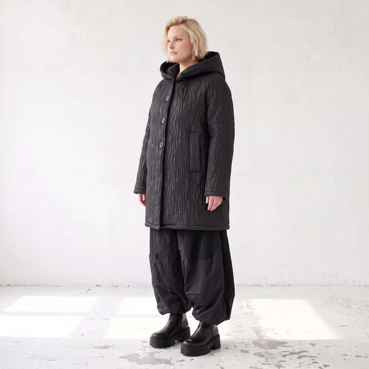Kapuzenjacke in Lederoptik mit leichter Fütterung geradem Schnitt Knöpfen und Taschen