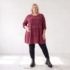 Bordeaux Strickshirt in A-Linie mit Stretch und Faltennaht Musterung weich winterlich