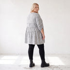 Silbernes Strickshirt in A-Linie aus weichem Stretchstoff warmes Basic für den Winter