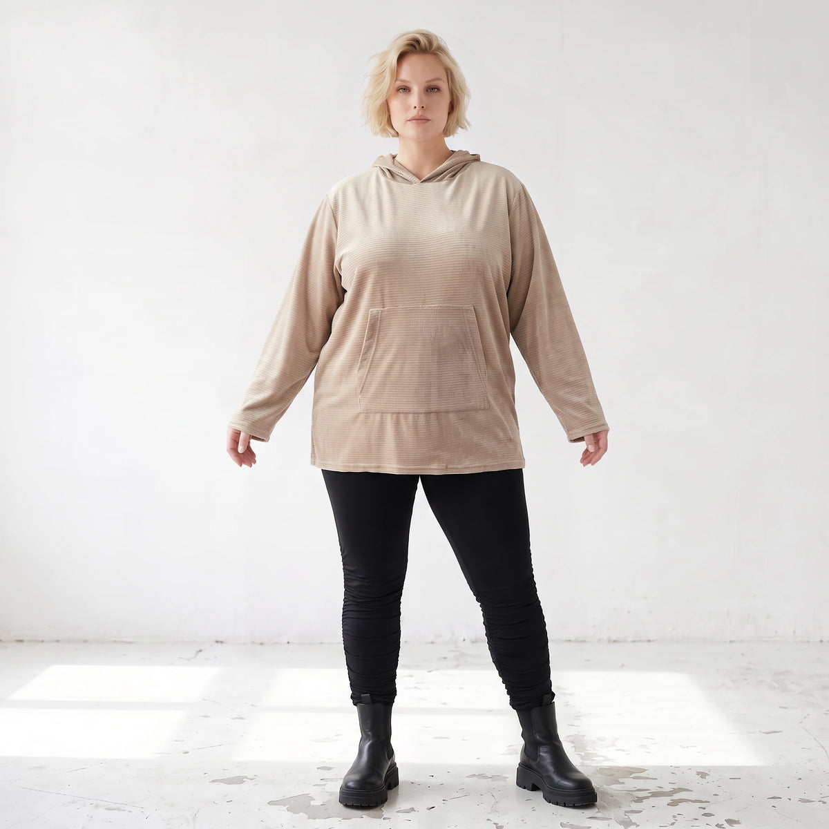 Beiger Ribb Hoodie mit Kapuze geradem Schnitt und Elasthan weiches Basic für den Alltag