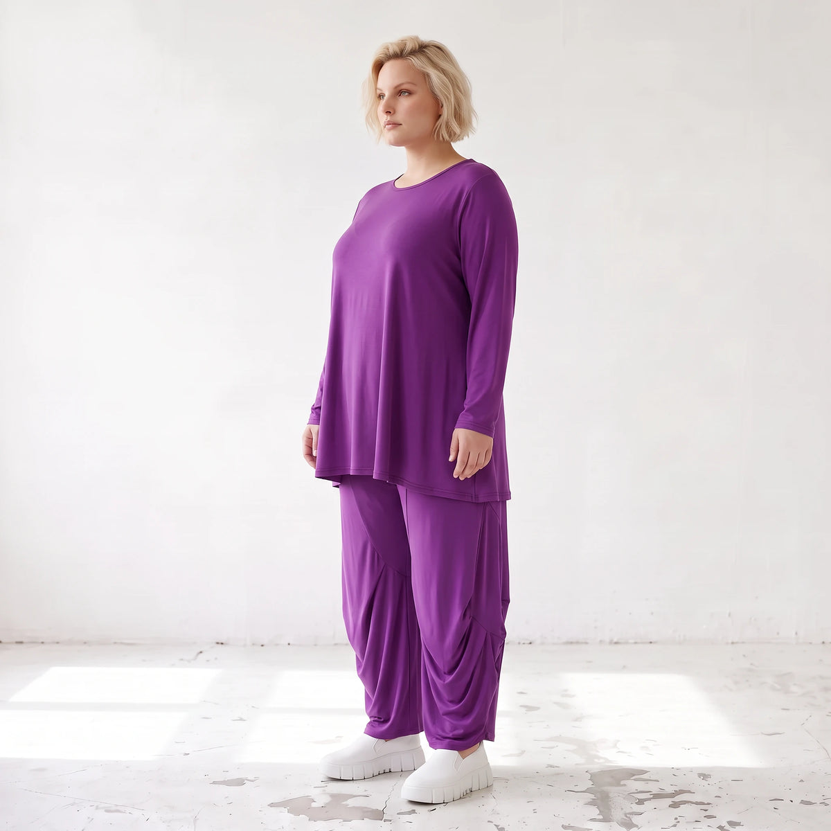 Langarmshirt aus Slinkystretch in Glockenform mit Rundhalsausschnitt weich fließend