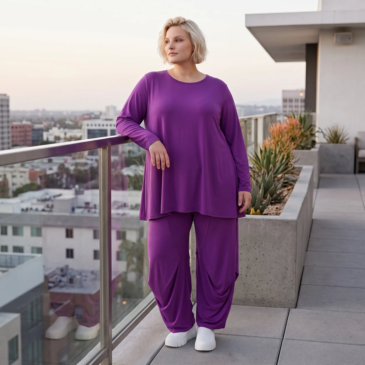 Langarmshirt aus Slinkystretch in Glockenform mit Rundhalsausschnitt weich fließend