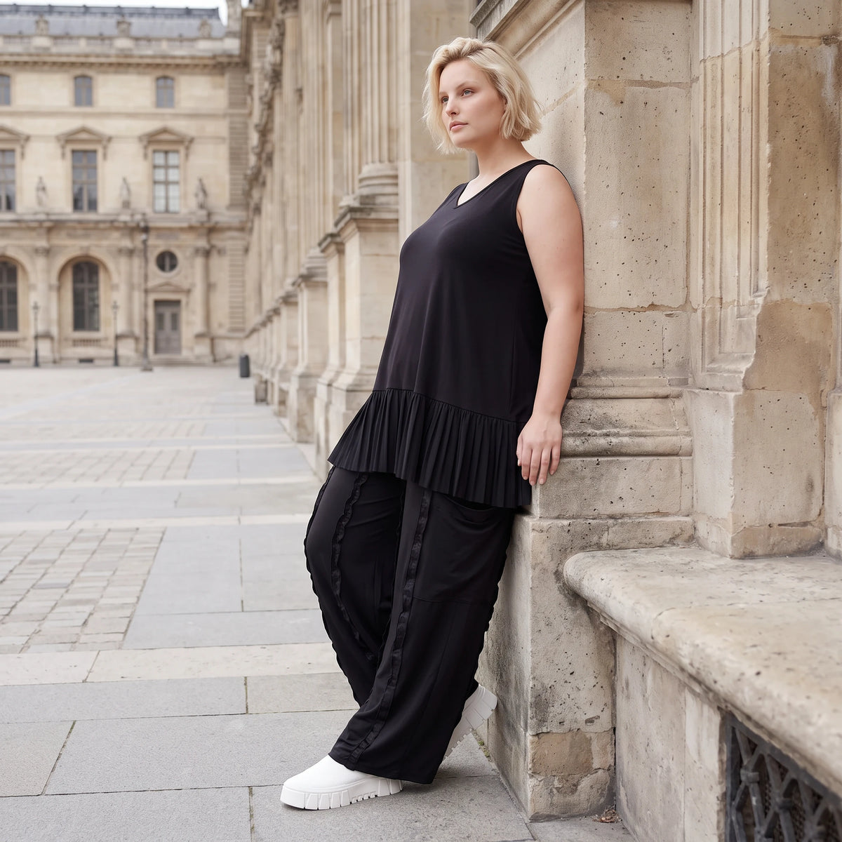 Schwarze Slinkyhose mit Stretchkomfort geradem Schnitt und bequemem Bund ohne Verschluss