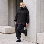 Weicher Strickpullover mit Rollkragen geradem Schnitt und seitlichen Schlitzen warm