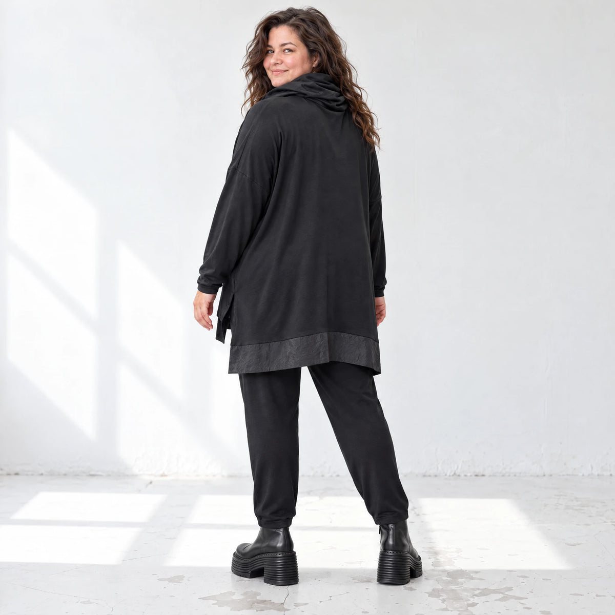 Bequeme Jerseyleggings aus Viskose mit Elasthan im Karottenschnitt mit Elastikbund