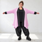 Strickcardigan aus Baumwolle in A-Linie mit Stehkragen und Memorytaft ohne Verschluss