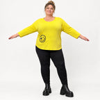 Shirt in leuchtendem Gelb aus weichem Stretchjersey mit Rundhalsausschnitt und 7/8-Arm