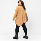 Warmes Langarmshirt in Camel mit asymmetrischem Zipfelsaum aus weichem Jersey mit Stretch